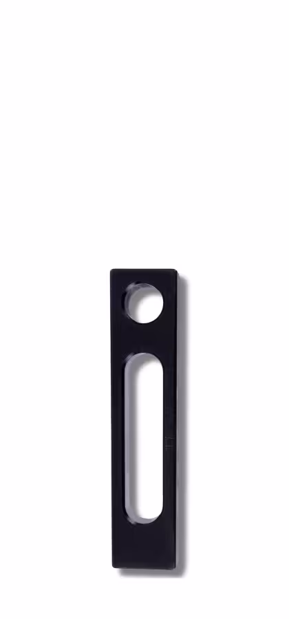 Prace spawalnicze w warsztacie — akcesoria i elementy do montażu, cięcia i prefabrykacji stali